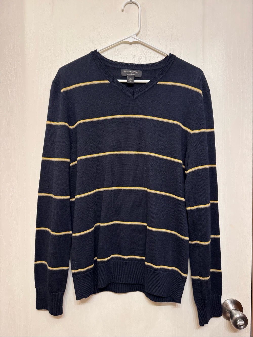 Banana Republic 100% merino wool striped V-neck sweater